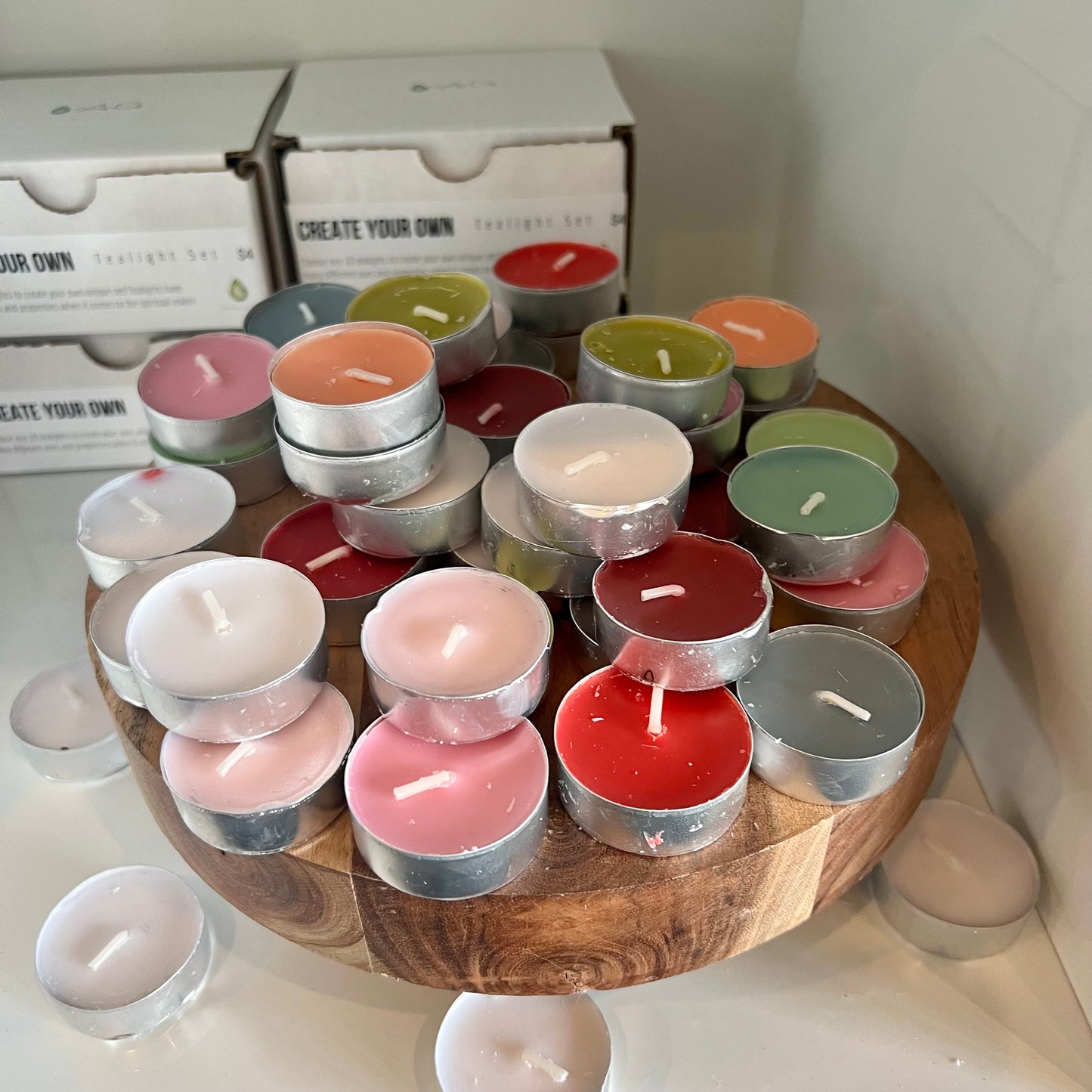 COLORED TEALIGHT SET