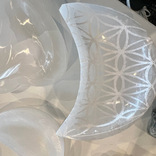 SELENITE MOON BOWL