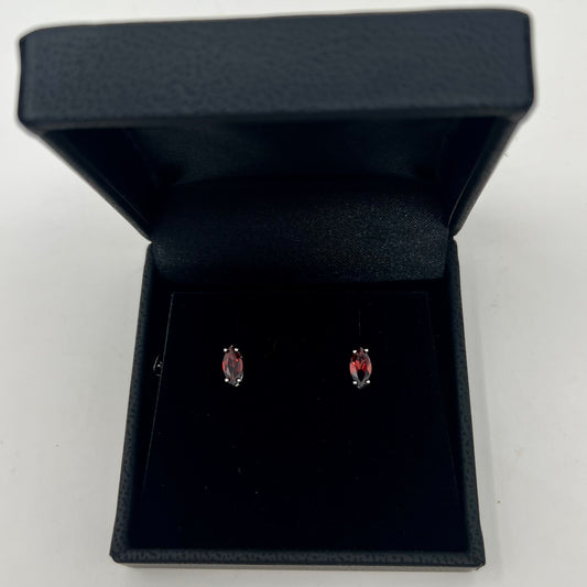 GARNET EARRINGS