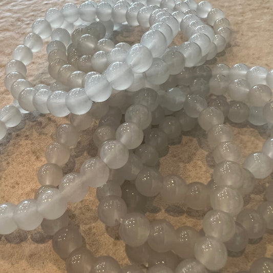 MILKY QUARTZ BEAD BRACELET